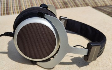 Beyerdynamic T90 TESLA