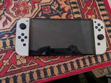 Nintendo Switch OLED + karta 256GB + Gry