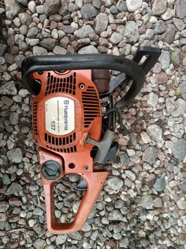 Piła spalinowa Husqvarna 137 Stihl Makita Solo 