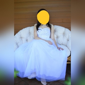 Gorsetowa suknia ślubna 