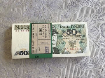Paczka banknotów 50 zł - sto sztuk z banku