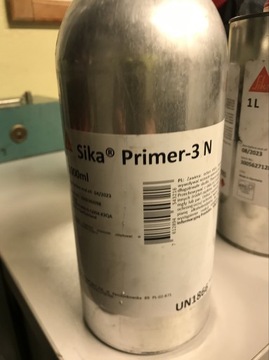 SIKA PRIMER 3N 1litr - PREPARAT GRUNTUJĄCY