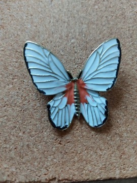 Broszka w kształcie motyla