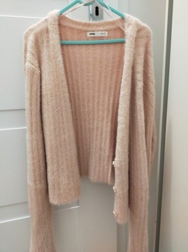 Sweter włochaty różowy