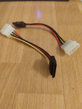 Adapter przejściówka MOLEX na SATA