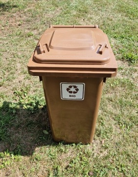 pojemnik na odpady komunalne BIO 120l