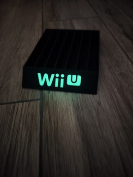 Stojak podstawka na gry Nintendo Wii u napis fluorescencyjny 