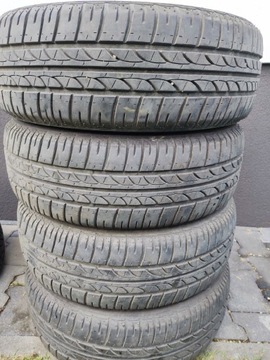 Opony Bridgestone 15 185/60 5,5 mm lato