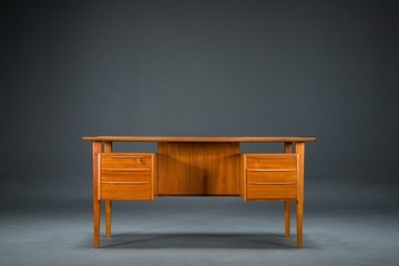 Biurko Mid-Century Teak Desing  P. Lovig Nielsen