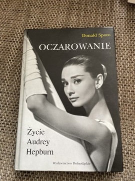 Oczarowanie życie Audrey Hepburn Spoto