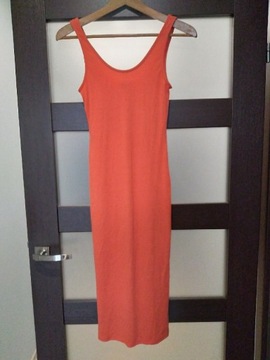 Prążkowana długa sukienka na ramiączkach Primark S