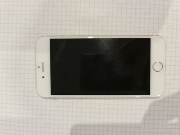 Smartfon Apple iPhone 6 2 GB / 32 GB Biało-złoty