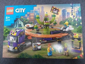 LEGO 60313 City - Ciężarówka z kosmiczną karuzelą