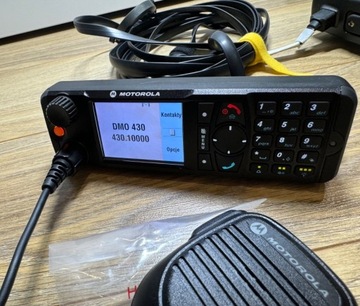 Radiotelefon TETRA Motorola MTM800e 380-440MHz komplet remote