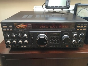 Yaesu FT-1000D - stan bardzo dorby