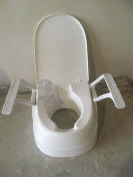 Nakładka toaletowa podwyższająca na sedes