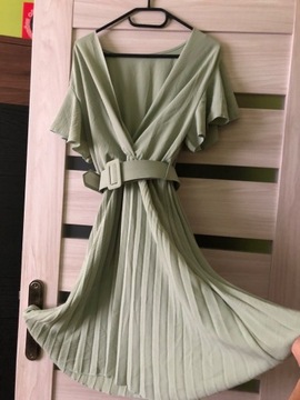 Zielona sukienka MIDI 