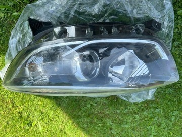 Lampy lewa i prawa Renault Captur I 260603859R