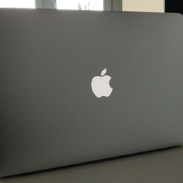 MacBook Pro 15 (Late 2013) - Apple