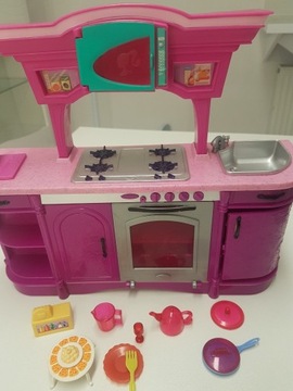 Idealna Kuchnia Barbie z akcesoriami-plastik