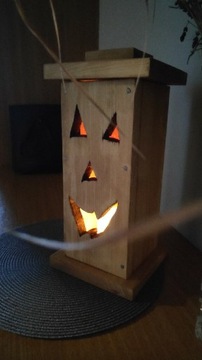 Lampion drewniany halloween ozdoba