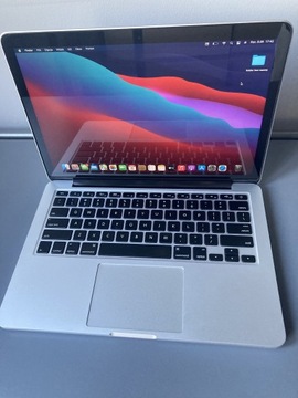MacBook Pro 13,3