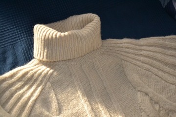 ONLY sweter golf długi gruby beż 38/M wełna