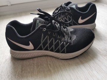 Buty Nike damskie r. 38,5 długość 24,5 cm