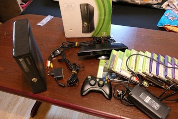 Xbox 360 slim 250gb + kinect i gry