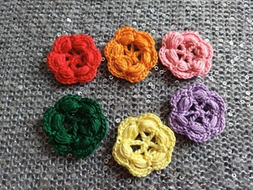 Kolorowe kwiaty na szydełku kordonek zestaw 