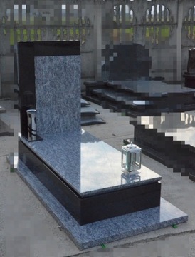 Pomnik granitowy 