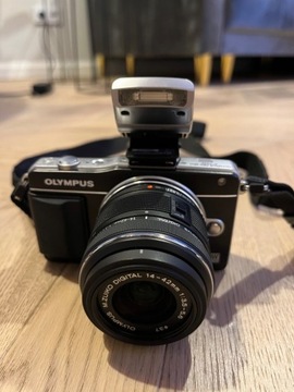 Olympus PEN E-PM2 Czarny + 14-42mm II