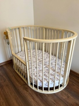 Okrągłe/owalne łóżeczko dziecięce 7 w 1 + materac bambusowy