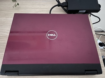 Bordowy laptop Dell Vostro 1320, ssd, Windows 7