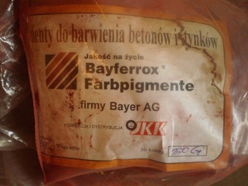 Pigment farba barwnik do betonu firmy Bayer