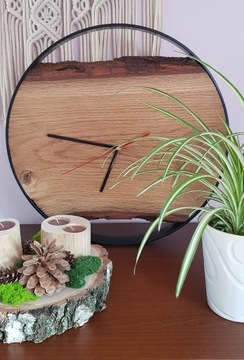 Zegar z drewna dębowego w obręczy stalowej loft