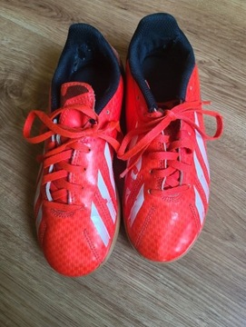 Buty piłkarskie adidas (turfy) - rozmiar 35
