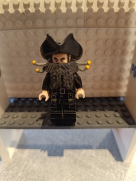 LEGO Piraci z Karaibów Czarnobrody