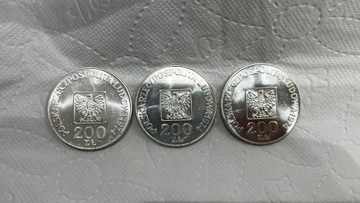 Monety srebrne PRL 200 złotych z 1974r. Super