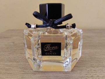 Flora By Gucci 50 Ml Edt z balsamem 100 ml