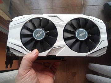 ASUS GeForce GTX 1070 Dual OC 8GB GDDR5