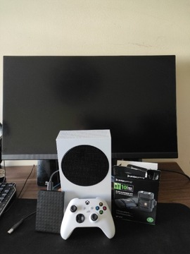 Xbox series s + Monitor 4k + akcesoria