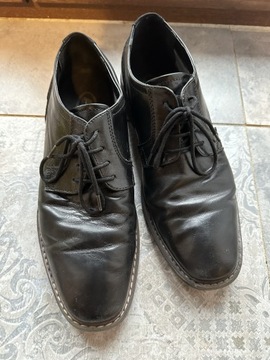 AM Shoe Company czarne skóra rozm 42