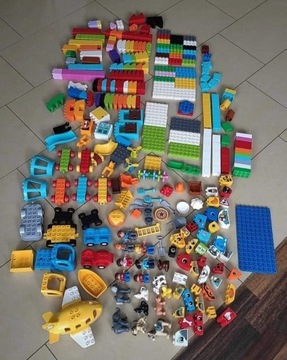 LEGO Duplo Zestaw 369 klocków , 4,5 kg  stan bdb .