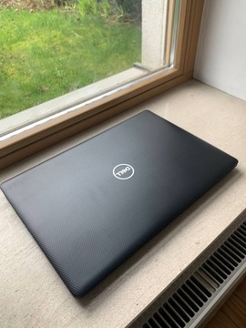 Laptop DELL 15.6" Bat>4h, 16GB 128GB SSD+500GB HDD