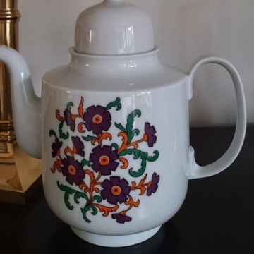 Dzbanek  porcelanowy Henneberg Porcelana GDR 