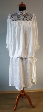 Biała suknia z koronką z dużą kokardą vintage