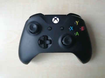 PAD KONTROLER Microsoft Xbox One X 1708 CZARNY PC