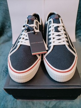 TOMMY HILFIGER NOWE KLASYCZNE SNEAKERSY R.43