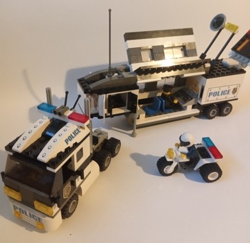 LEGO CITY 7034 POLICJA WÓZ TRANSMISYJNY z 2003 r.